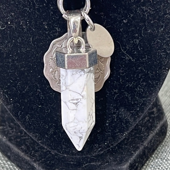 Unisex Howlite Gemstone Bracelet With Howlite Pendent and Silver Coin W/ Charm. - Picture 7 of 12